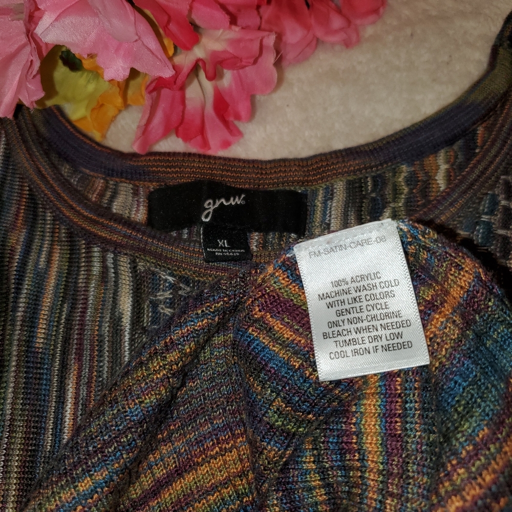Gnw XL multiple colored sweater shirt